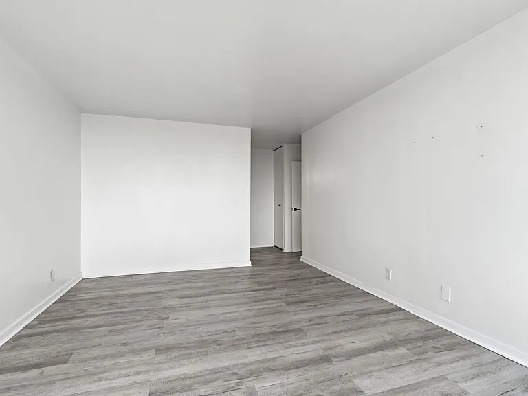 3900 Ford Rd #16P — Photo 23