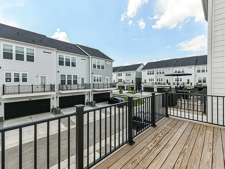 14567 Brecon Ln — Photo 32
