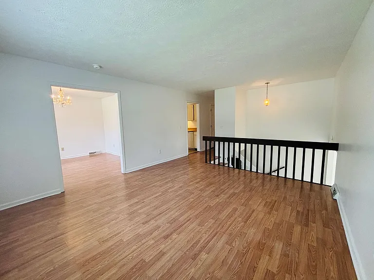306 Woodbine Dr — Photo 23