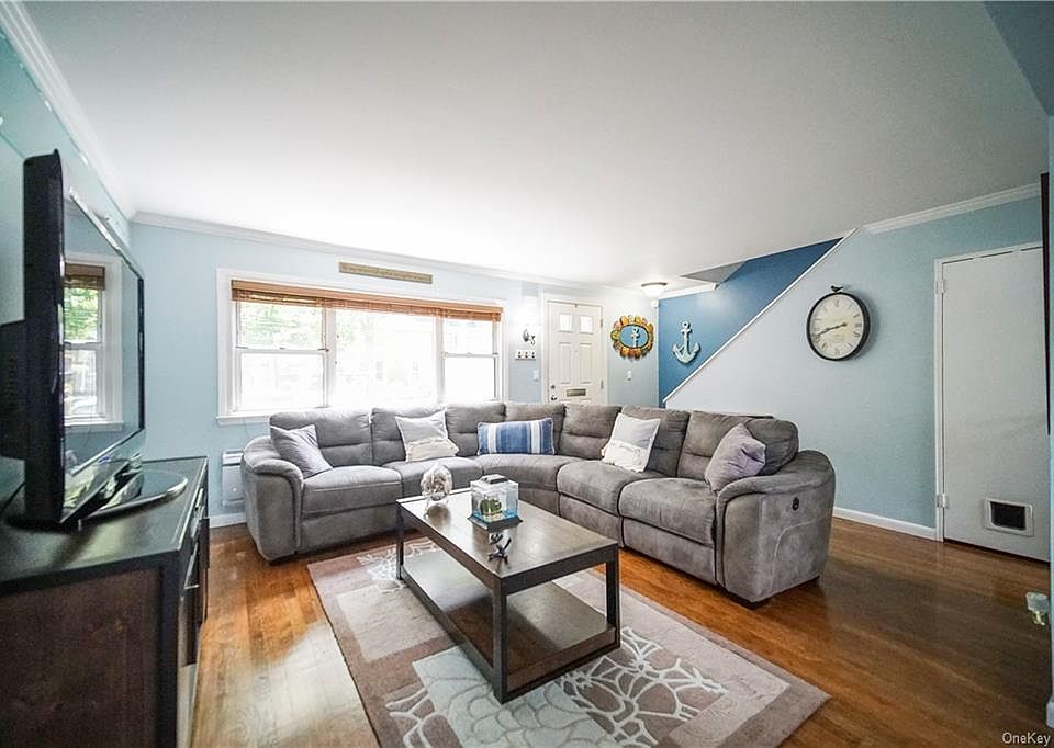 1st image of 200 Charter Cir #200