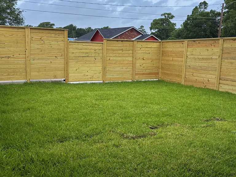 729 Ebenezer Ln — Photo 26