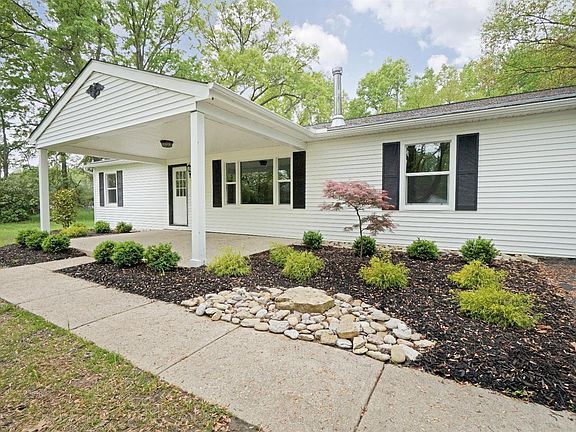 2nd image of 6009 Ring Ln