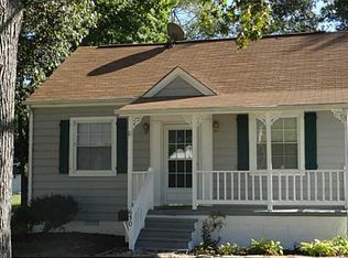 621 Ellen Rd, Newport News, VA 23605