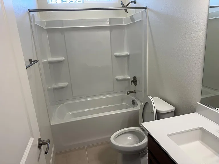 2337 E Amboy Ave — Photo 13
