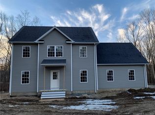 813 Pucker St, Coventry, CT 06238