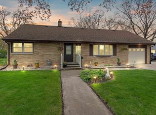 1114 Raleigh St, Green Bay, WI 54304