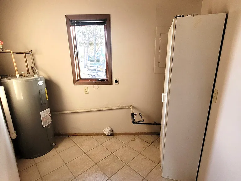 1055 Platteview Dr — Photo 24