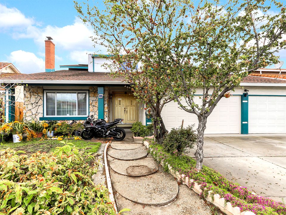 1st image of 3017 McLaughlin Ave