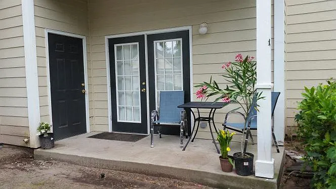 1 bed, 600 sqft, $1,600 — Photo 2