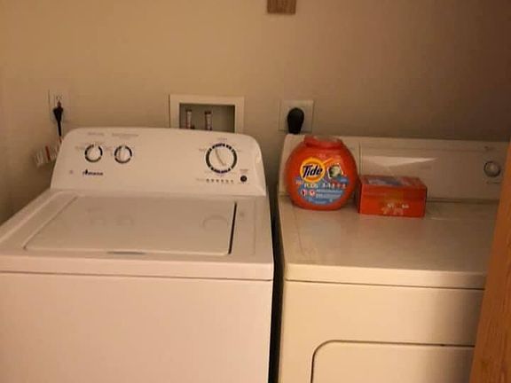 2nd image of 225 Air Park Dr APT 1