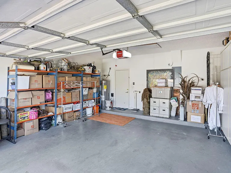 7821 Dorchester Rd — Photo 33