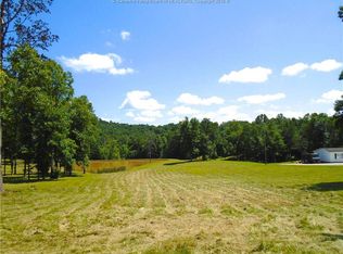 4032 Millstone Rd, Apple Grove, WV 25502