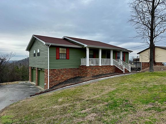 3rd image of 6905 Sandy Cove Dr
