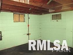 5th image of 2331 W Marquette Ave