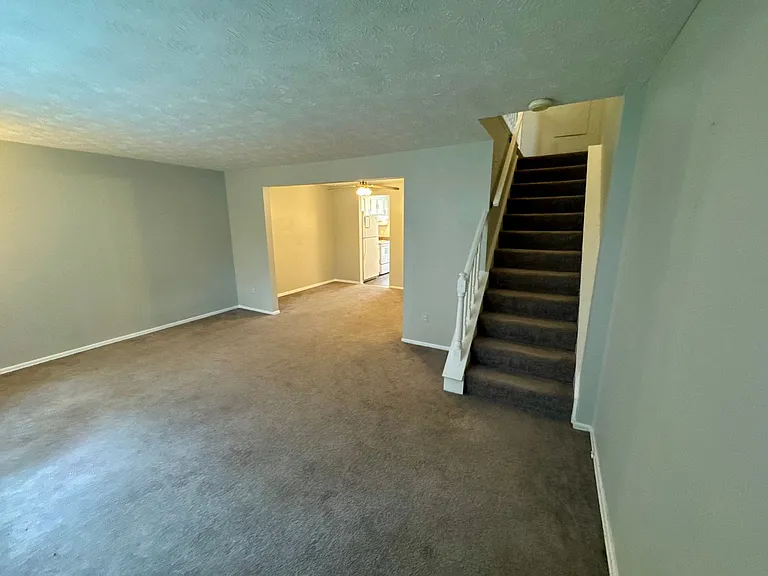 244 E Commons Dr — Photo 28