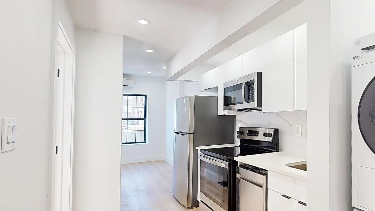 Building Photo - 50 Clermont Ave #2FL1