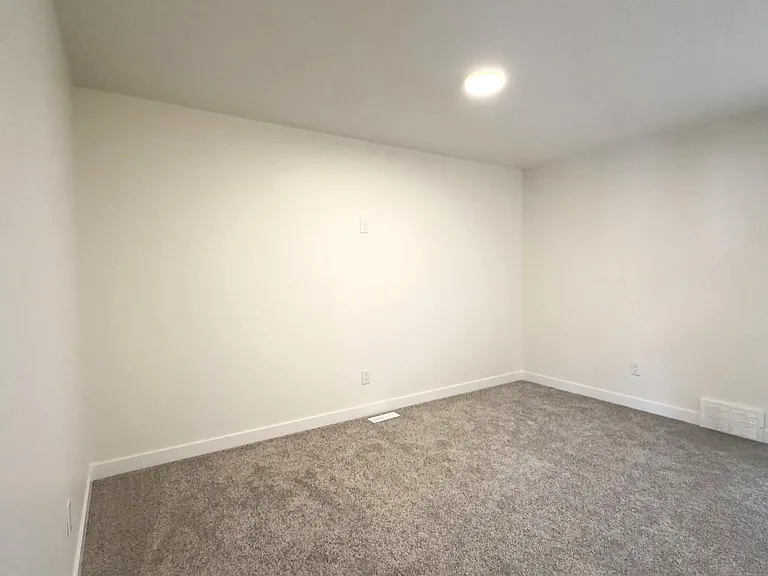 115 Ficus Way — Photo 8