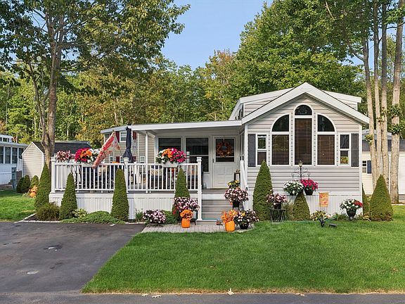 2nd image of 1 Seacoast Lane #80