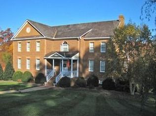 9820 Brooks Hall Pl, Henrico, VA 23238