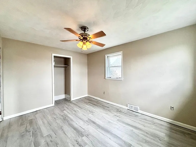 611 Green St — Photo 11