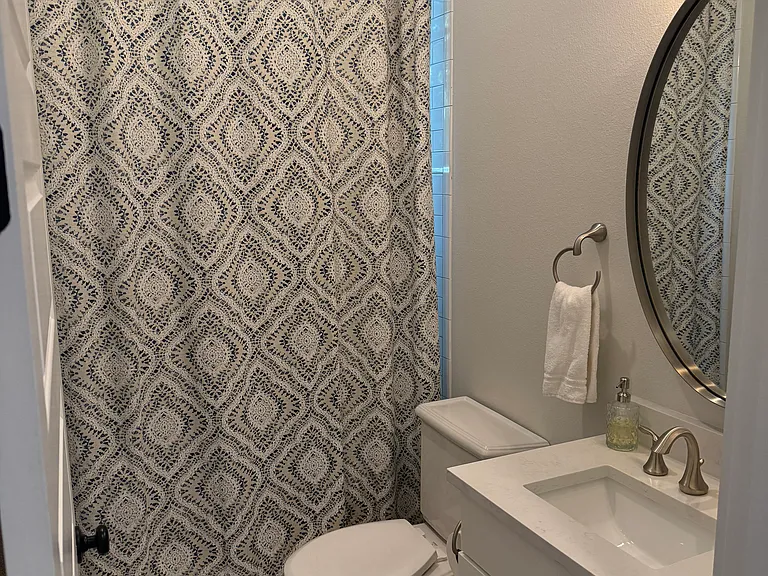 2708 W Thornton Ave — Photo 17