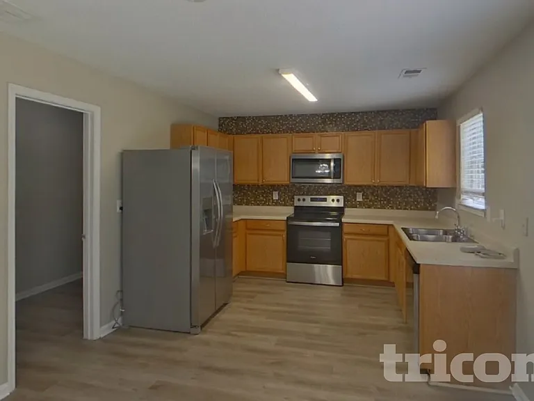 2955 Pebble Creek Ln — Photo 4