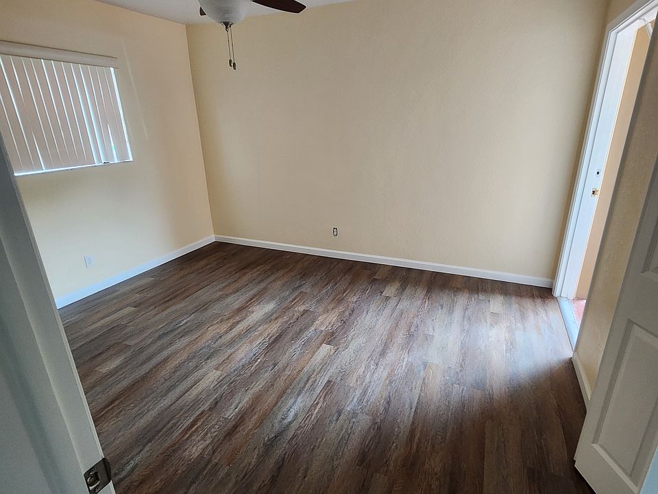 Front bedroom.