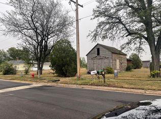 318 E Raymond St, Haxtun, CO 80731