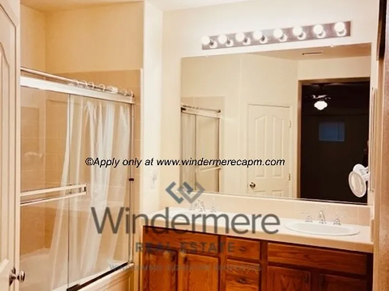 130 Penhow Cir — Photo 22
