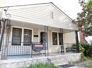 907 Roosevelt St, Winston Salem, NC 27105