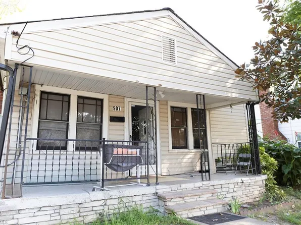 907 Roosevelt St, Winston Salem, NC 27105