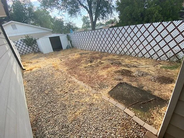 2307 Orchard Ave — Photo 18