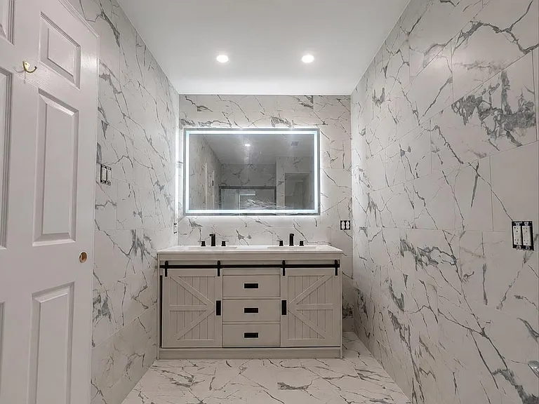 810 Diamond Dr #810 — Photo 4