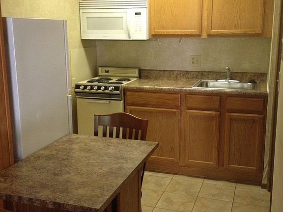 3rd image of 101 Red Deer Ln #204