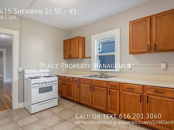 3rd image of 1415 Sherman St SE Unit 1