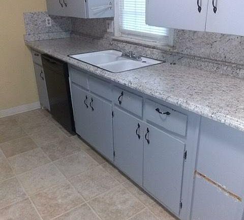 5th image of 1618 W Admiral Ave