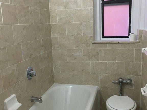 4th image of 235 Seaman Ave APT 2E