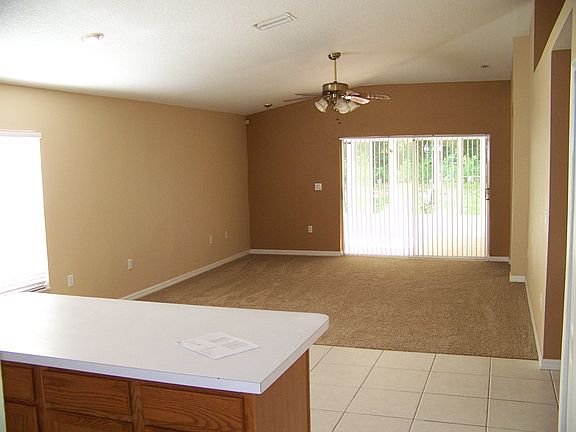 4th image of 3814 Rollingsford Cir