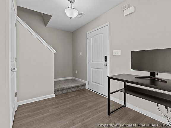 4th image of 4008 Thorton St