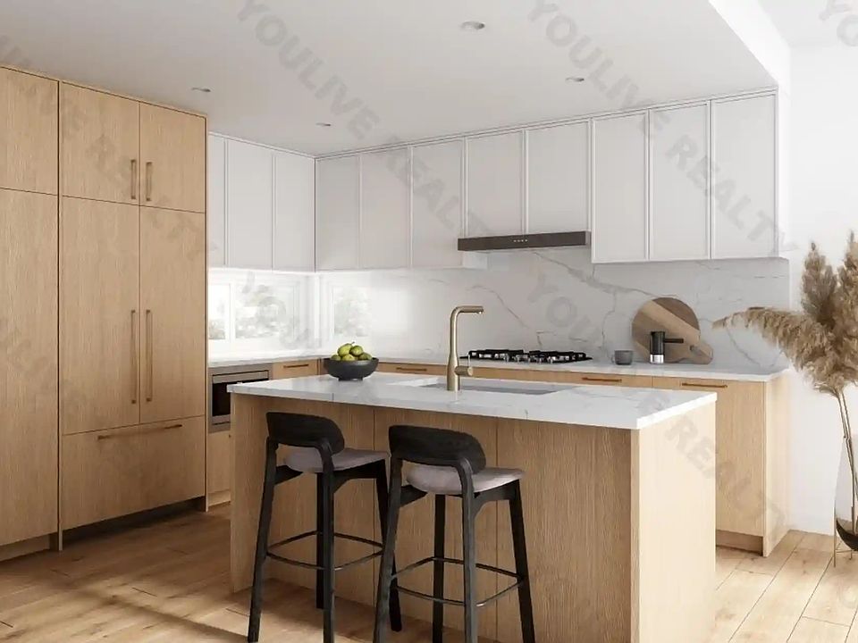 1st image of 375 Clayton St #206