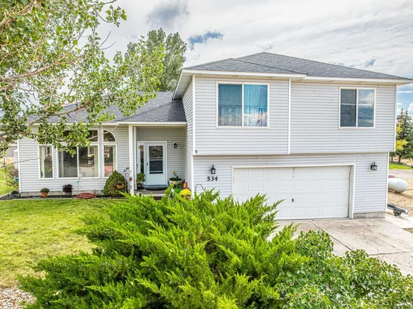 534 Spring Creek Pkwy, Spring Creek, NV 89815