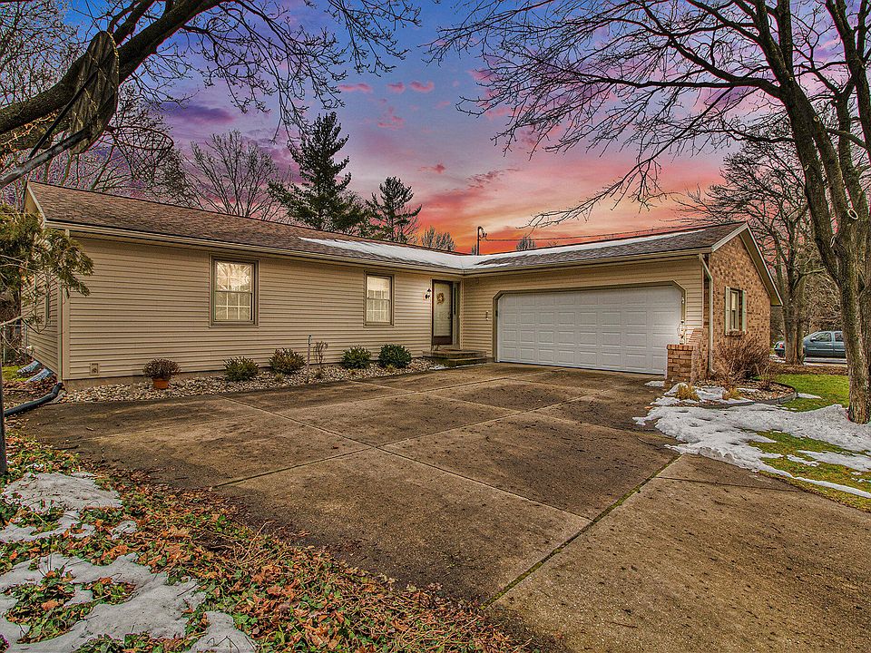 2024 Omena Ave SE, Grand Rapids, MI 49506 Zillow