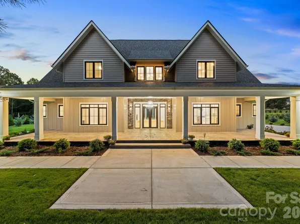 8941 Blair Rd, Mint Hill, NC 28227