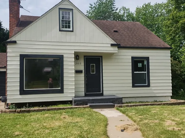 2555 Altoona St, Flint, MI 48504