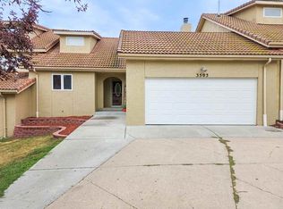 3503 Tennis Court Dr, Norfolk, NE 68701