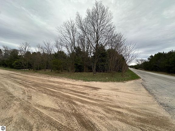 5th image of V/l Double Lot 11th St