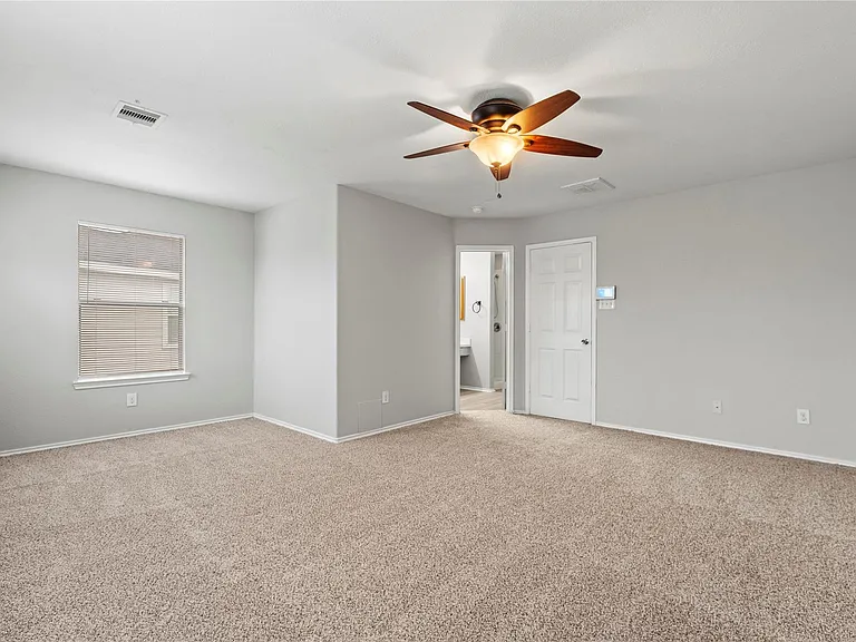 7606 Hillsdale Park Ct — Photo 11