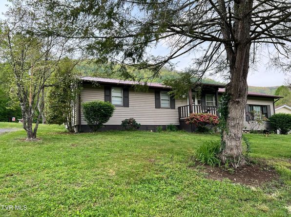 1220 2nd Ave E, Big Stone Gap, VA 24219
