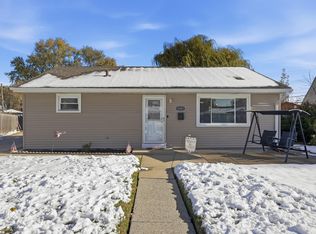 8203 Rosewood Ct, Highland, IN 46322