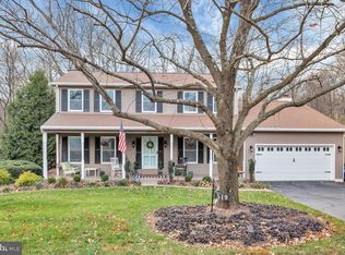 519 Clagett St SW, Leesburg, VA 20175